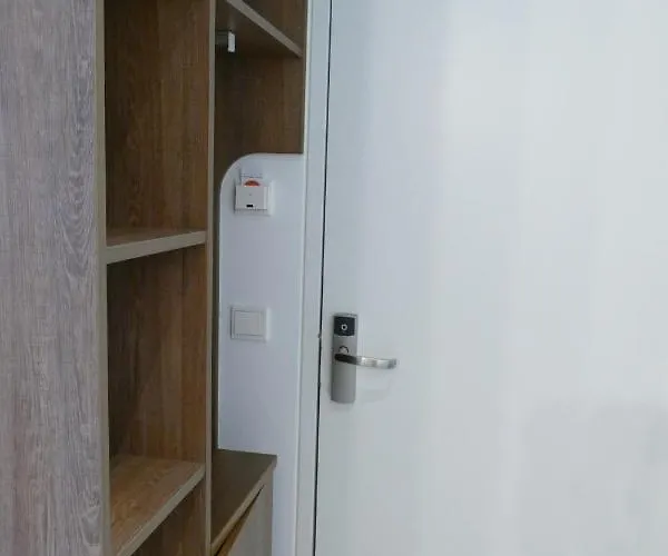 Apartment Comfy Mini